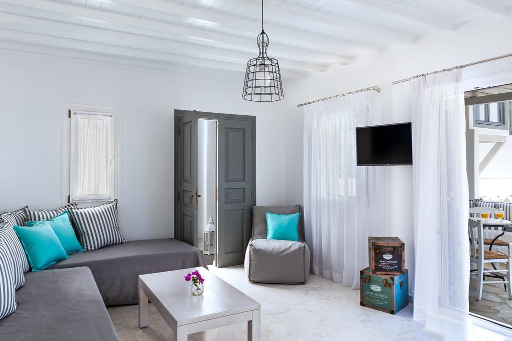 Bay Bees Sea View Suites & Homes Platys Gialos  Rum bild