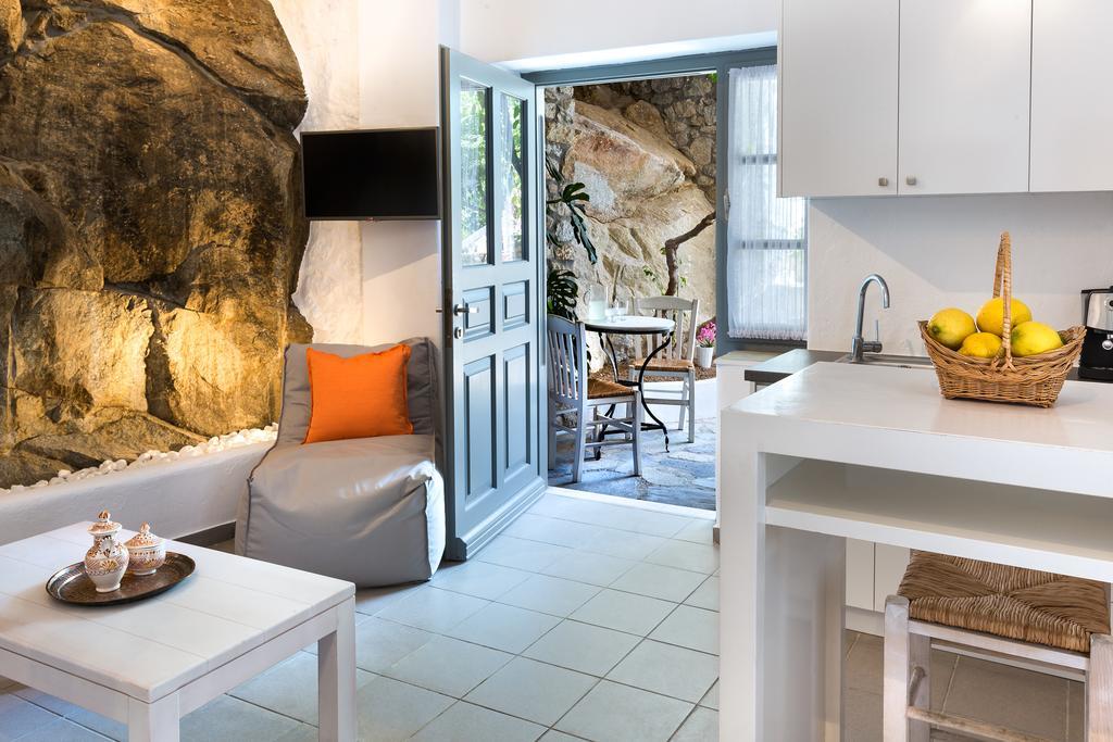 Bay Bees Sea View Suites & Homes Platys Gialos  Rum bild